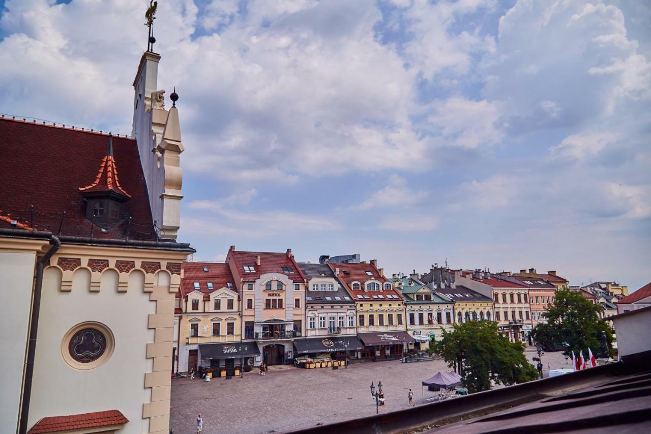 Lord Jack Apartments Жешув Экстерьер фото
